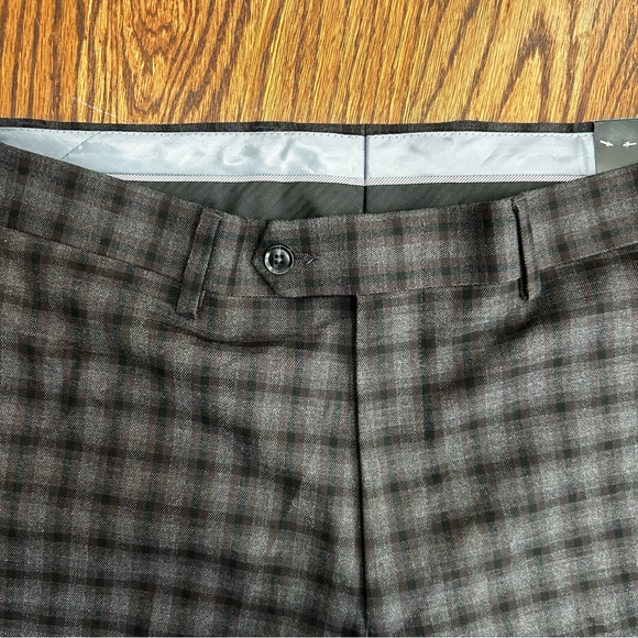 Bar III Men's Dark Plaid Chinos, 36W x 34L, new with tags - Picture 3 of 6